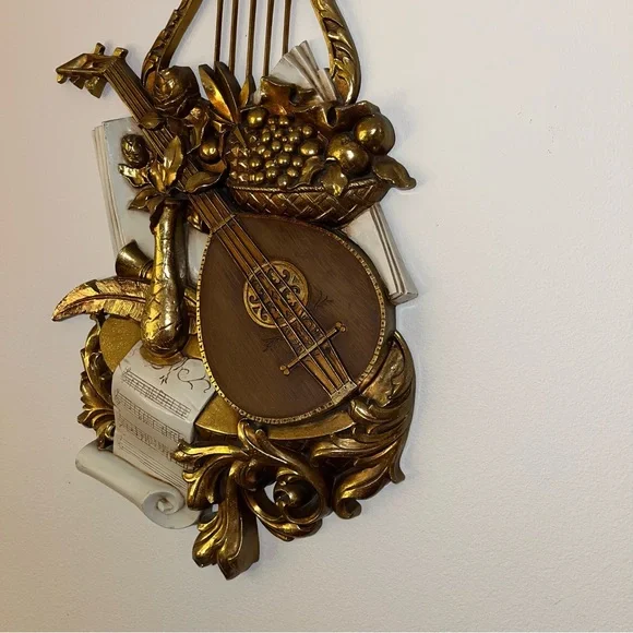 Vtg (71) Gold harp Lute sheet song Music Wall Hanging plastic Art piece 20”X30”